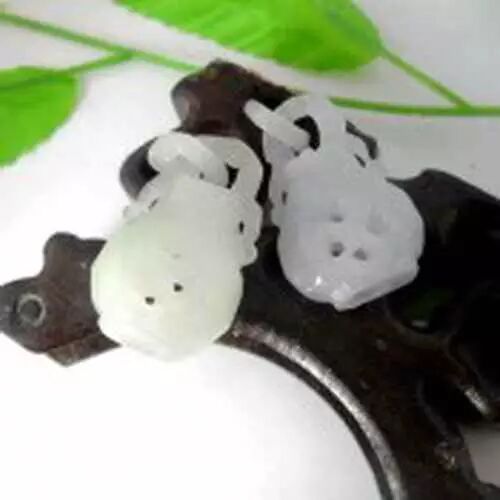 史上最全的挂件寓意,你知道几个?722 / 作者:美丽的梦花 / 帖子ID:107319 史上最全的挂件寓意,你知道几个?722 / 作者:美丽的梦花 / 帖子ID:107319