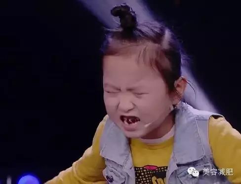 现在的小孩都这么有才吗?小版腾格尔!