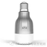 小米灯厂Yeelight的智能床头灯、灯泡、台灯等四款产品对比评测