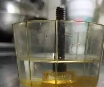 �f�f�]�뵽������Ȼ�����@���ã�ÿһ�Ӷ����¼�����