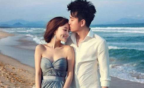 李小璐贾乃亮:幸福就是一起做半永久!