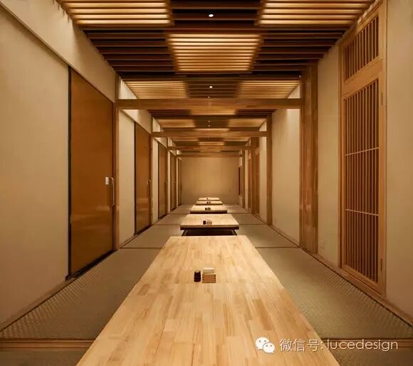 【慢走】一面清流的木格栅瀑布！