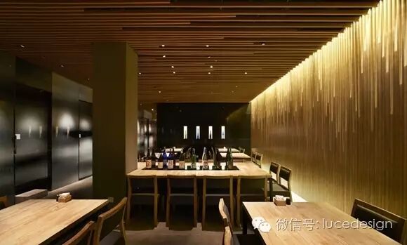 【慢走】一面清流的木格栅瀑布！