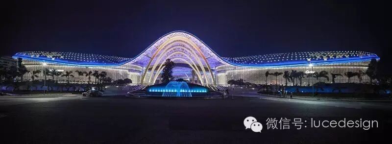 浮光蝶影 • 暗香袭人