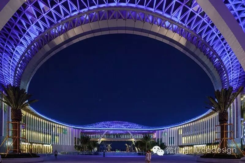 浮光蝶影 • 暗香袭人