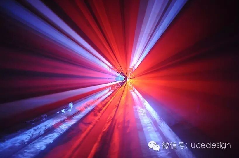 五光十色的视听装置-hara