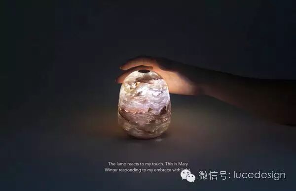 【最设计】一束微光，默默的陪伴。