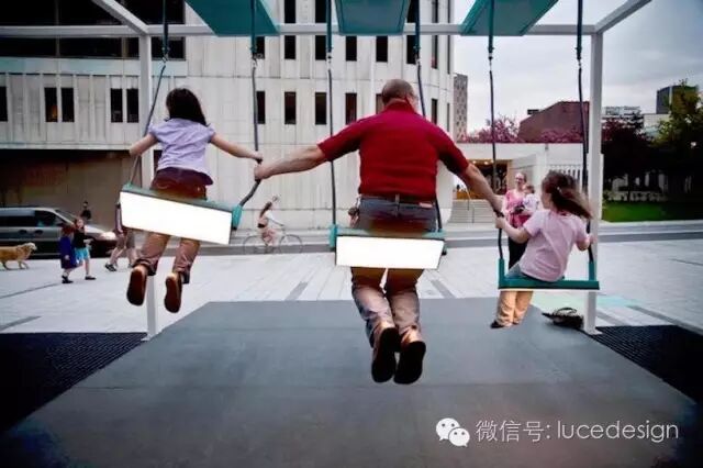 The swings，会弹奏的音乐秋千！