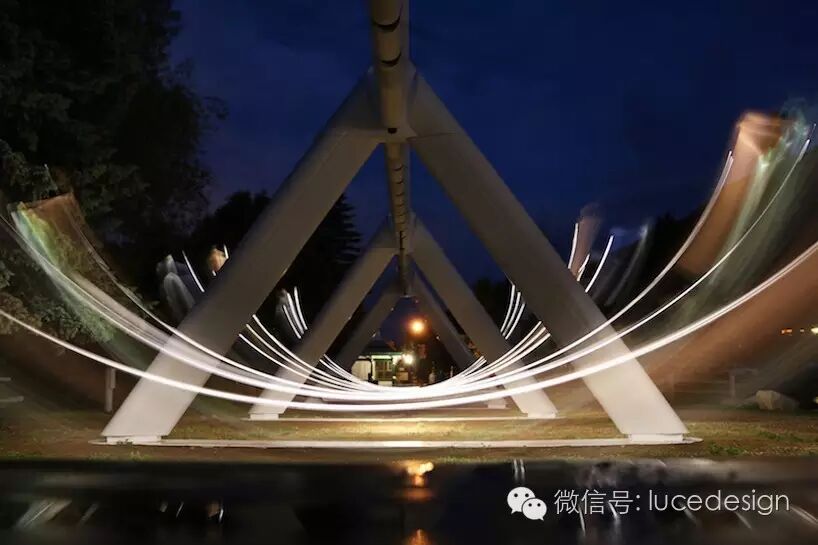 The swings，会弹奏的音乐秋千！