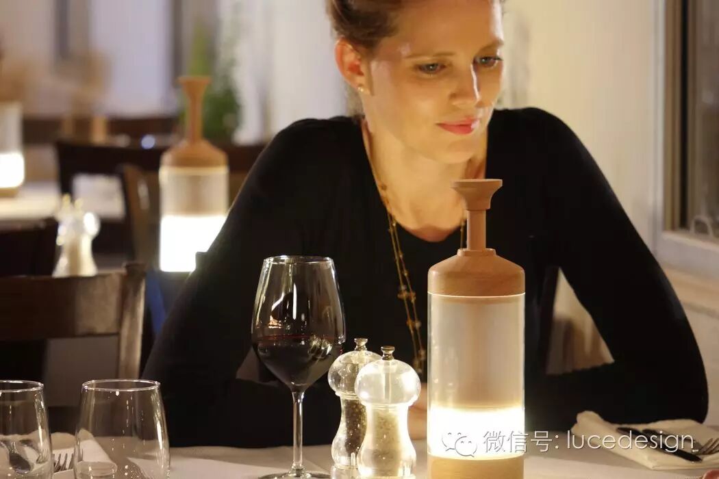 【最设计】装在法压壶中的光