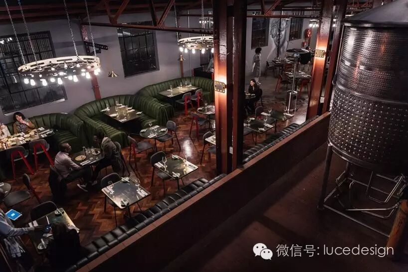 废弃仓库的华丽变身