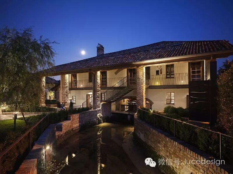 绿色的酒店照明、水景与能源