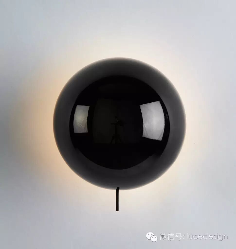 【最设计】温暖又冷酷的日食壁灯