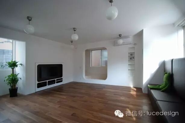 玩儿疯！一座由一个滑梯连接整个三层楼的住宅（乐园）！