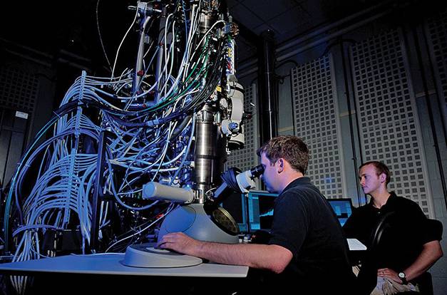 ۡHypersapce& ͩThe Shape of Inner Space