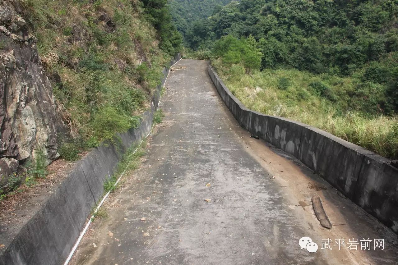 溢洪道