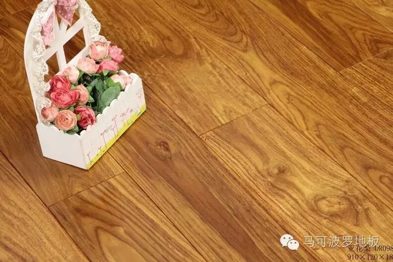 木地板保养方法|懒人地板保养方式 如何清洁强化木地板?