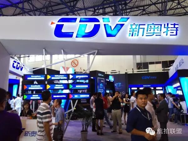 【聚焦】BIRTV2015影视设备展上的航拍器材