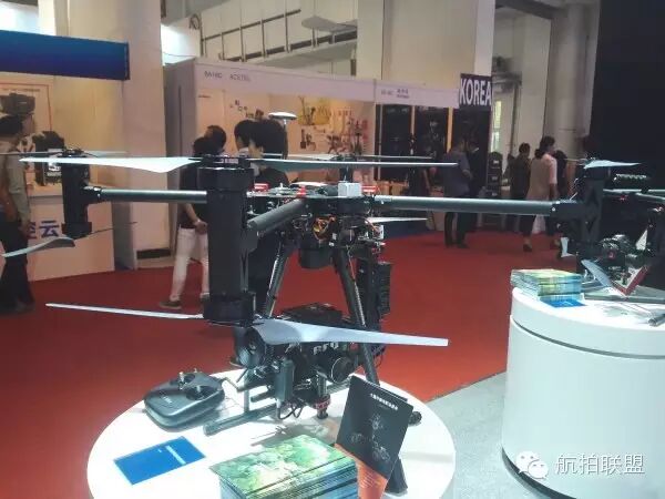 【聚焦】BIRTV2015影视设备展上的航拍器材