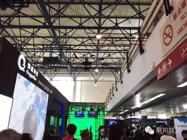 【聚焦】BIRTV2015影视设备展上的航拍器材