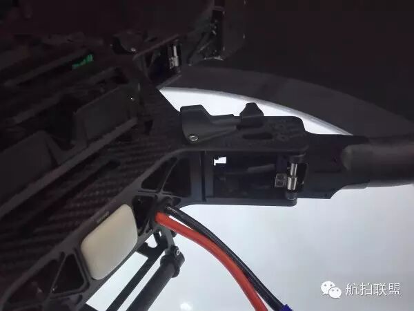 【聚焦】BIRTV2015影视设备展上的航拍器材