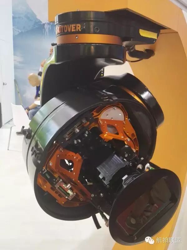 【聚焦】BIRTV2015影视设备展上的航拍器材