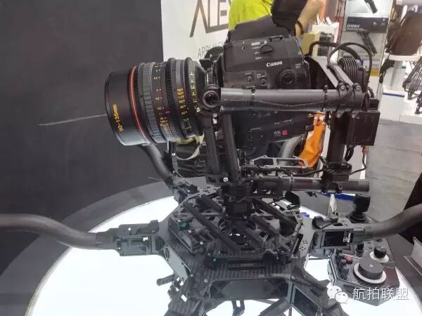 【聚焦】BIRTV2015影视设备展上的航拍器材