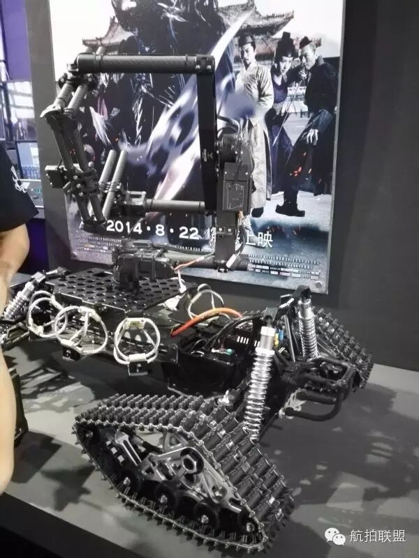 【聚焦】BIRTV2015影视设备展上的航拍器材
