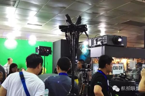 【聚焦】BIRTV2015影视设备展上的航拍器材