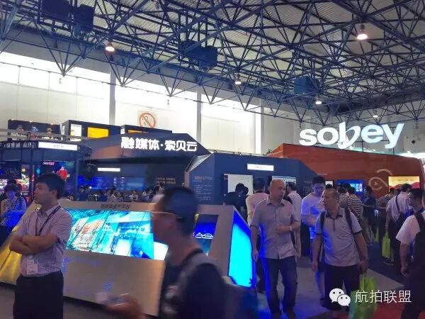 【聚焦】BIRTV2015影视设备展上的航拍器材