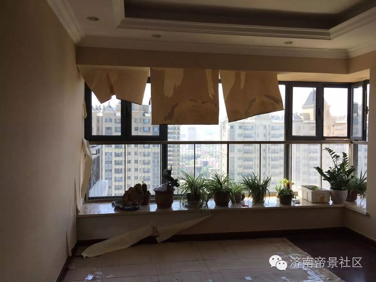 外面小雨,屋里大雨(不是郭德纲的段子)