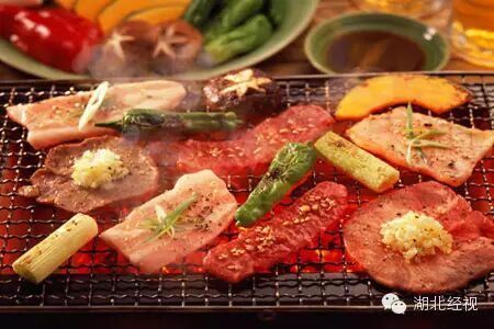 19岁女大学生吃烧烤,竟然吃到“怀孕”!最终的真相让她更崩溃……-怀孕期