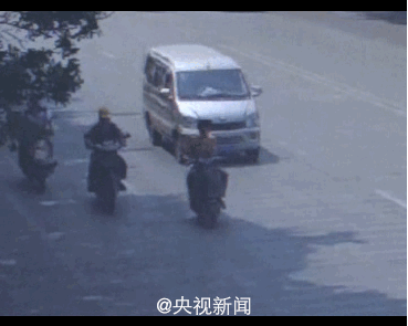 转发承诺: 文明出行,安全驾驶每一天!