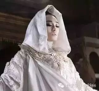 她曾和周星驰合作,现如今票房被碾压,因为6部胆大的电...