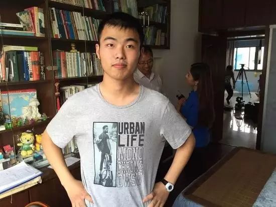 浙江高考理科状元：张振宇，749分，爱好音乐、足球、学习钢琴多年