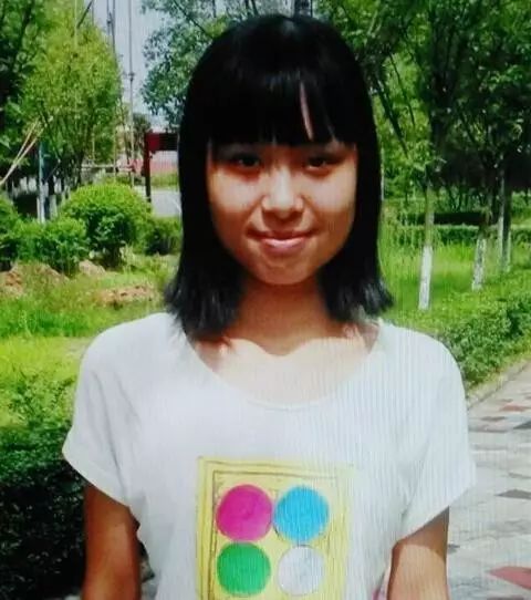 四川省文科高考状元刘代蕾：663分，爱好唱歌，二胡