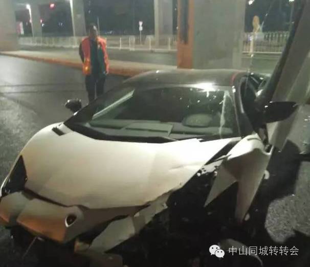 【转自娱乐】李易峰超跑事故处理结果:罚款2000扣24分
