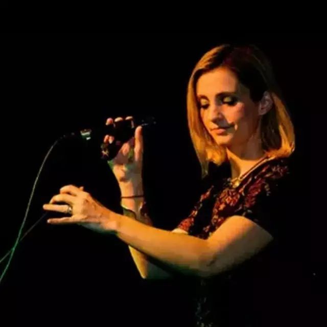 音乐推荐:Cara Dillon - Craigie Hill