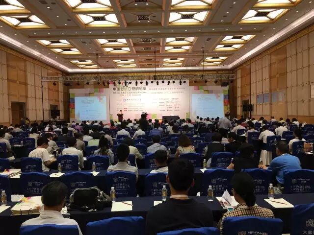 这两天都在转的一个论坛，到底什么来头？