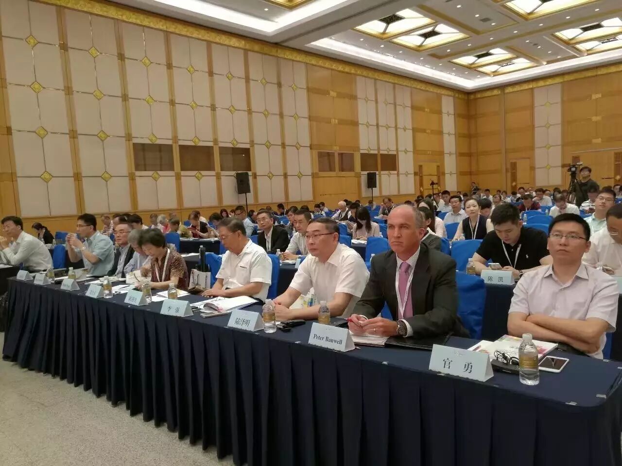 第六届中国LED照明论坛在上海召开