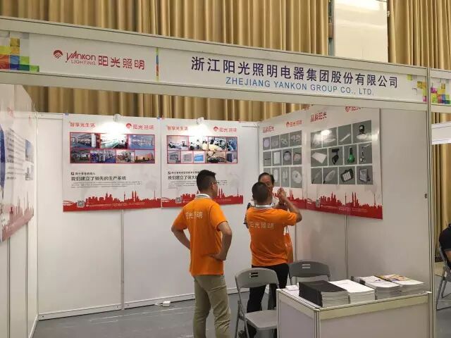 这两天都在转的一个论坛，到底什么来头？