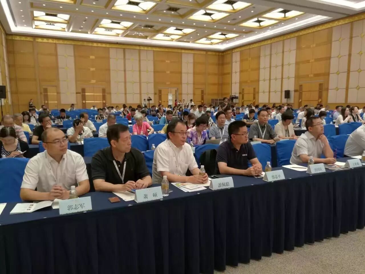 第六届中国LED照明论坛在上海召开