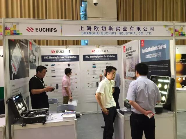 这两天都在转的一个论坛，到底什么来头？