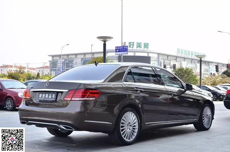 奔馳e300報價