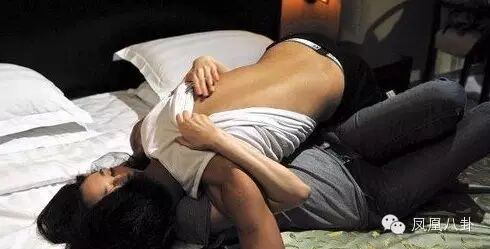 19岁出道,4恋富豪,怀二胎后富豪男友仍未娶……“嫁豪门”是吴佩慈心里迈不过去的那道坎?-怀孕期