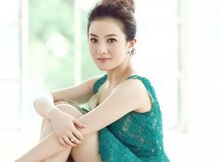 金铭:永远的小婉君,80后最高人气童星,北大高材生,如今36岁嫁给了他