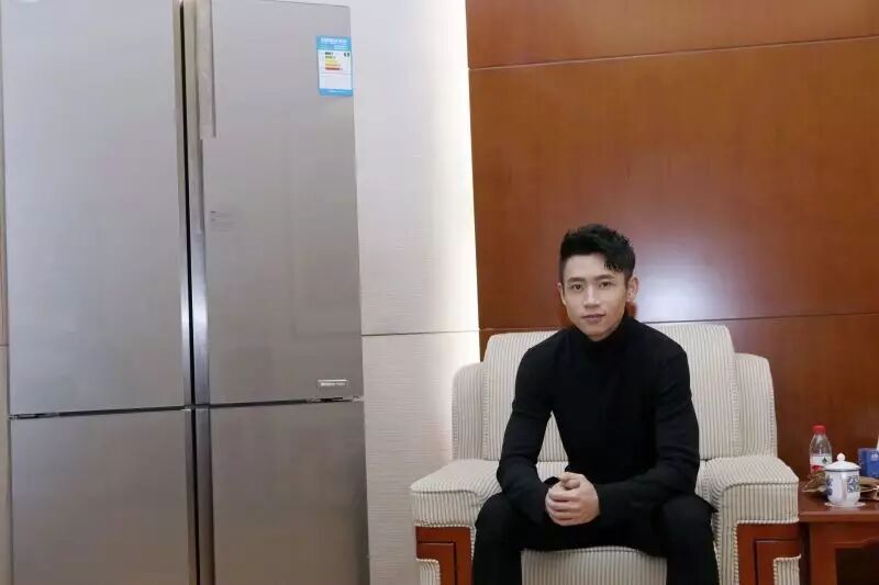 “真爱”现身演唱会,魏晨教你如何秀恩爱!