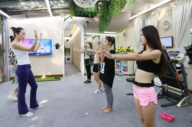 《直播吧！女神》选手招募啦！！！