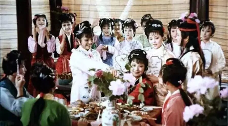 红楼梦诗词全收录，谁解其中味？