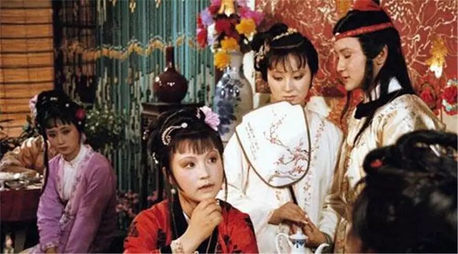 红楼梦诗词全收录，谁解其中味？